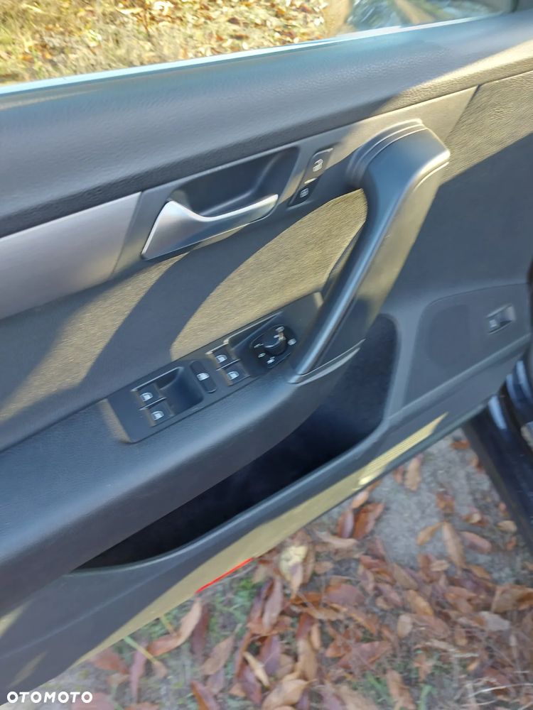 Volkswagen Passat Variant - 17