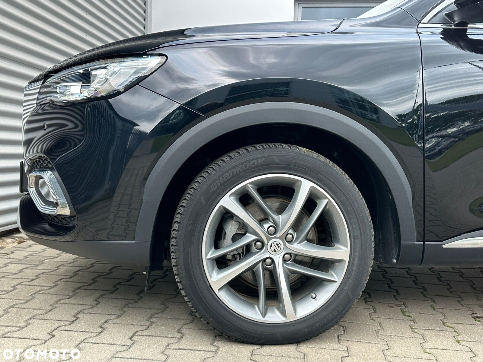 MG HS 1.5 T-GDI Exclusive DCT - 11