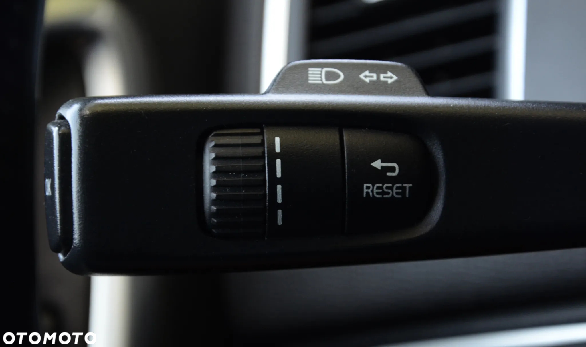 Volvo XC 60 D3 Momentum - 25