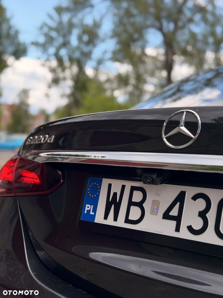 Mercedes-Benz Klasa E 220 d 9G-TRONIC - 20