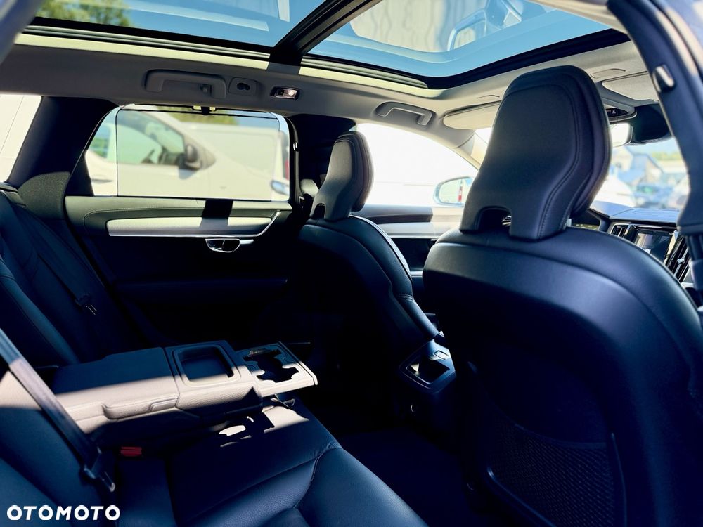 Volvo V90 D4 AWD Geartronic Inscription - 24