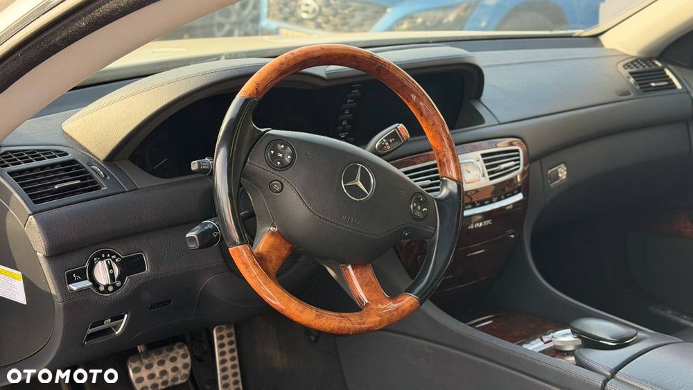 Mercedes-Benz CL 500 4Matic 7G-TRONIC - 16