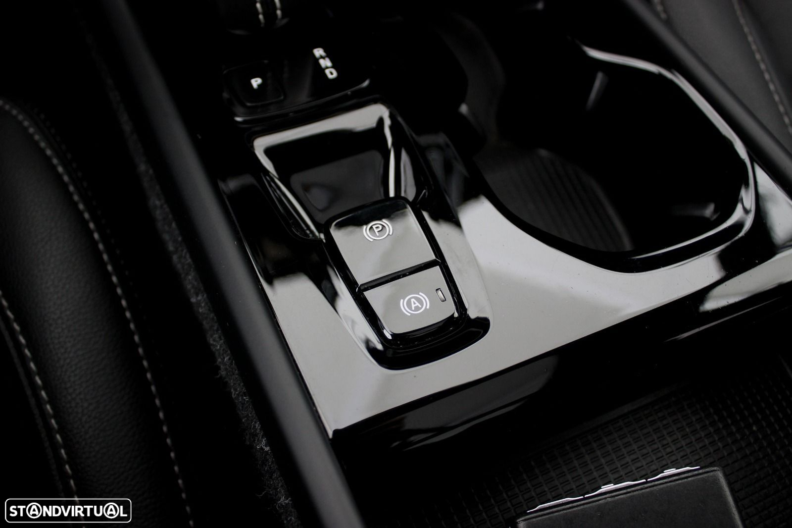 Volvo XC 40 1.5 T5 PHEV R-Design - 42