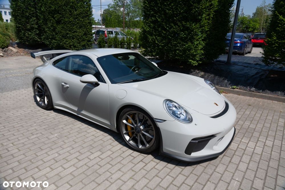 Porsche 911 - 9