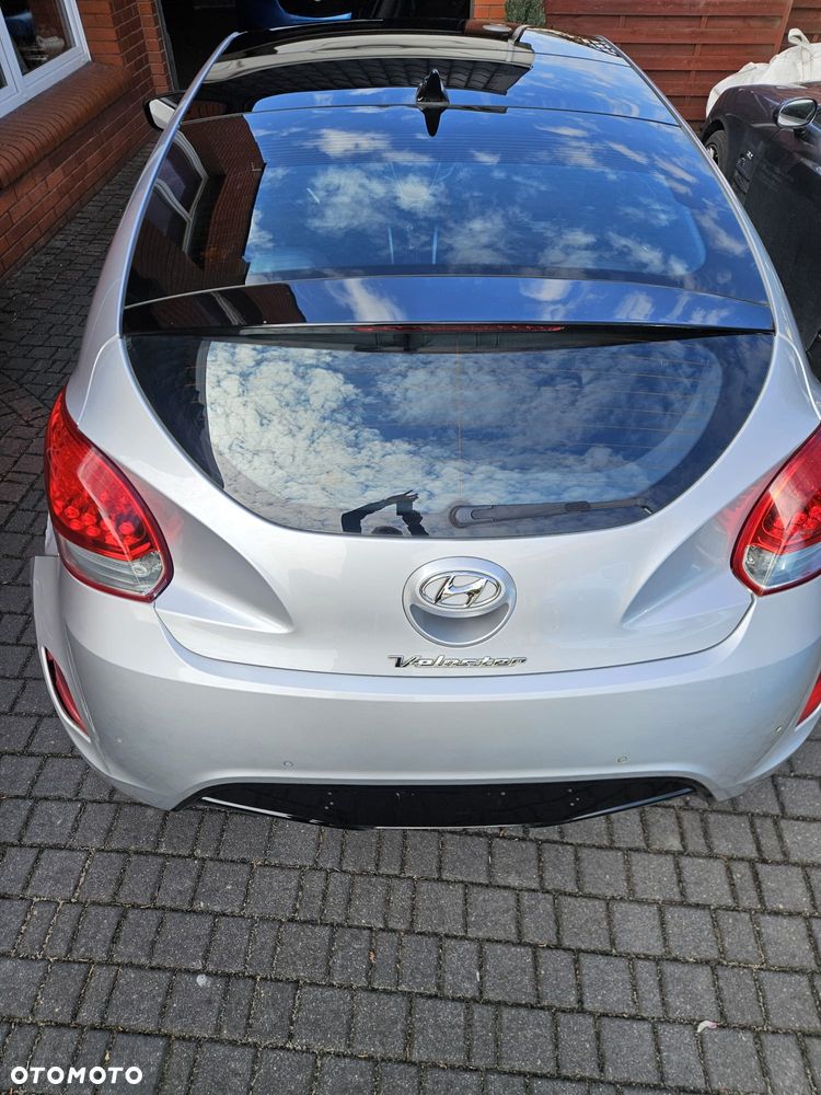 Hyundai Veloster 1.6 Premium - 11