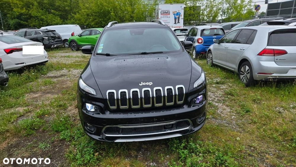Jeep Cherokee - 3