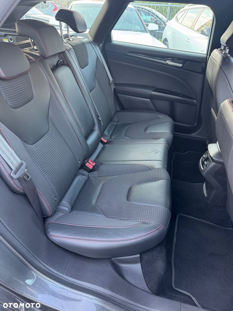 Ford Mondeo - 17