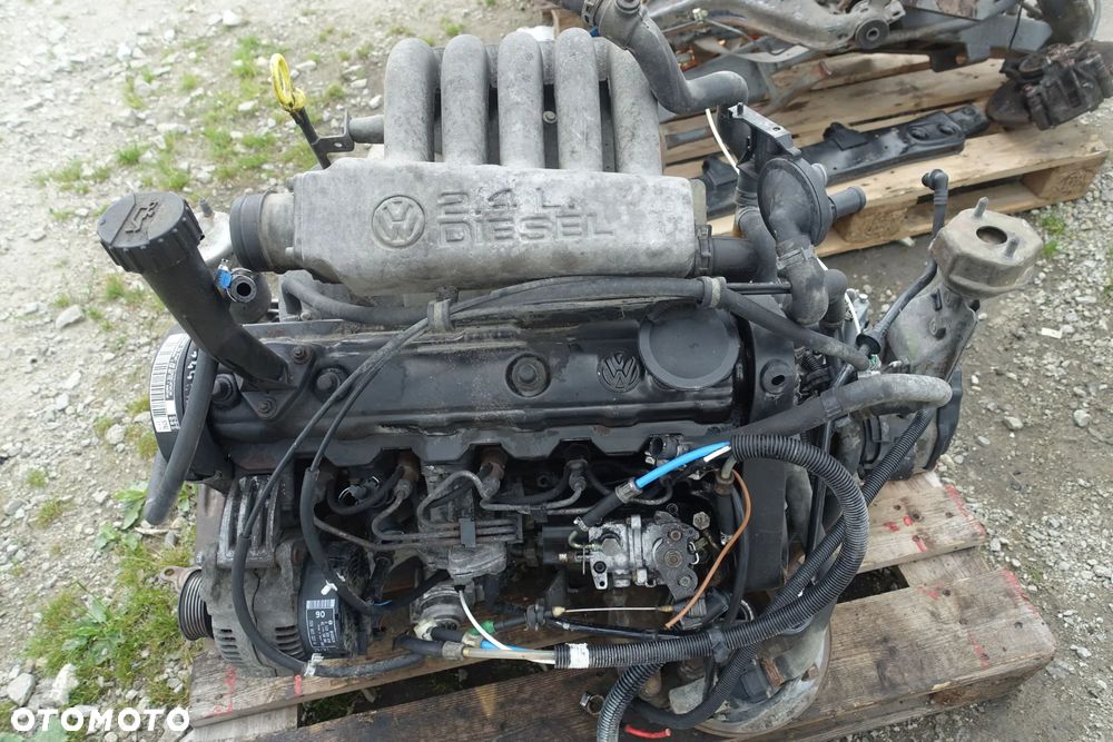 SILNIK VW T4 2.4 D AJA KOMPLETNY - 1