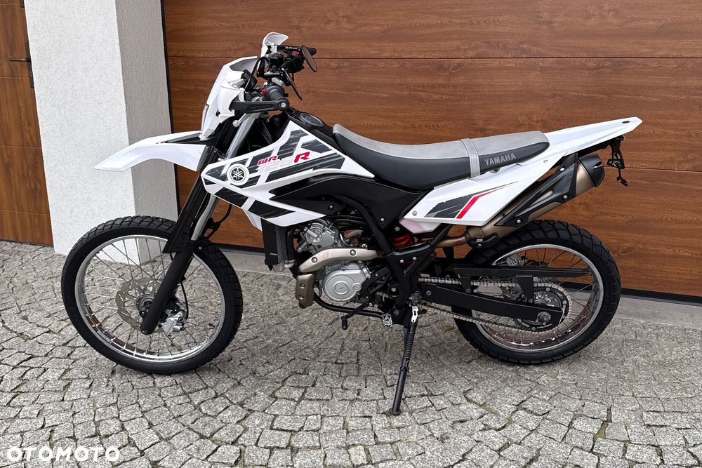 Yamaha WR - 18