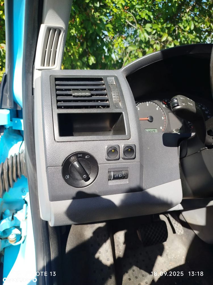 Volkswagen transporter - 10