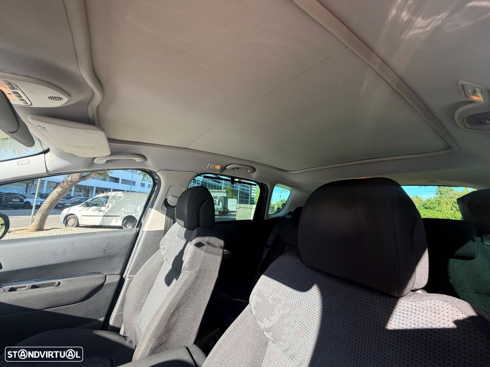 Peugeot 3008 1.6 HDi Sport 130g - 27