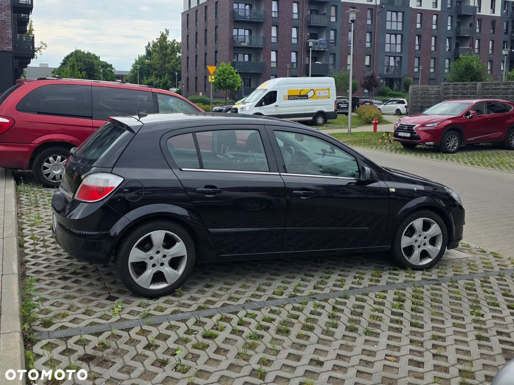 Opel Astra 1.8 Sport - 7