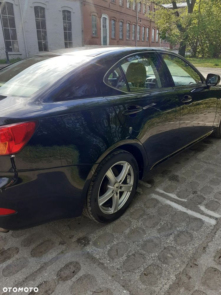 Lexus IS 220 D Comfort - 9
