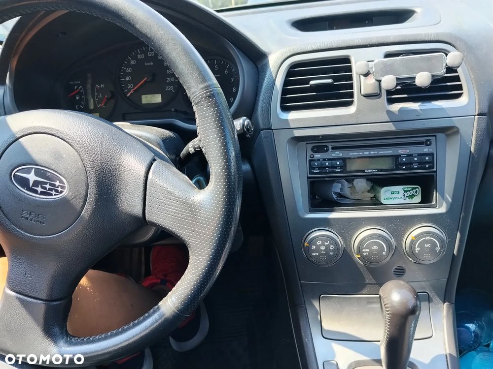 Subaru Impreza SW 2.0 RC - 3