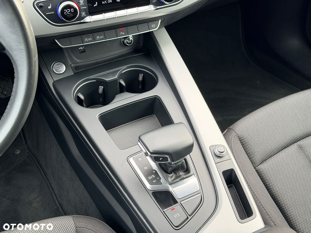 Audi A4 Limousine 35 TFSI S tronic - 10