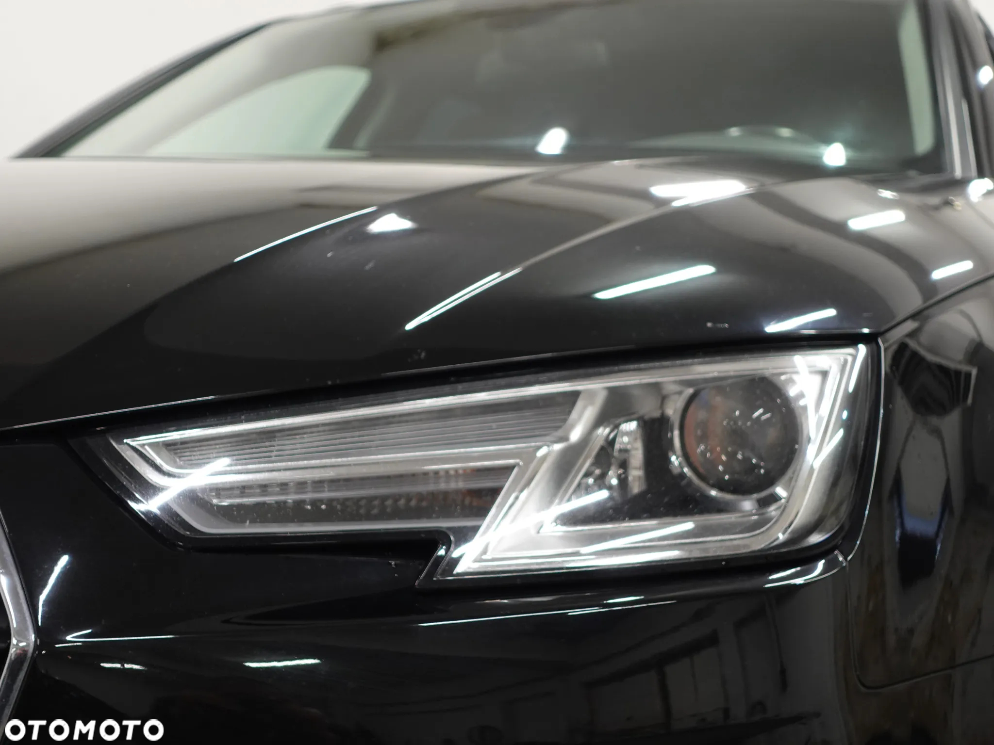 Audi A4 Avant 2.0 TDI - 15