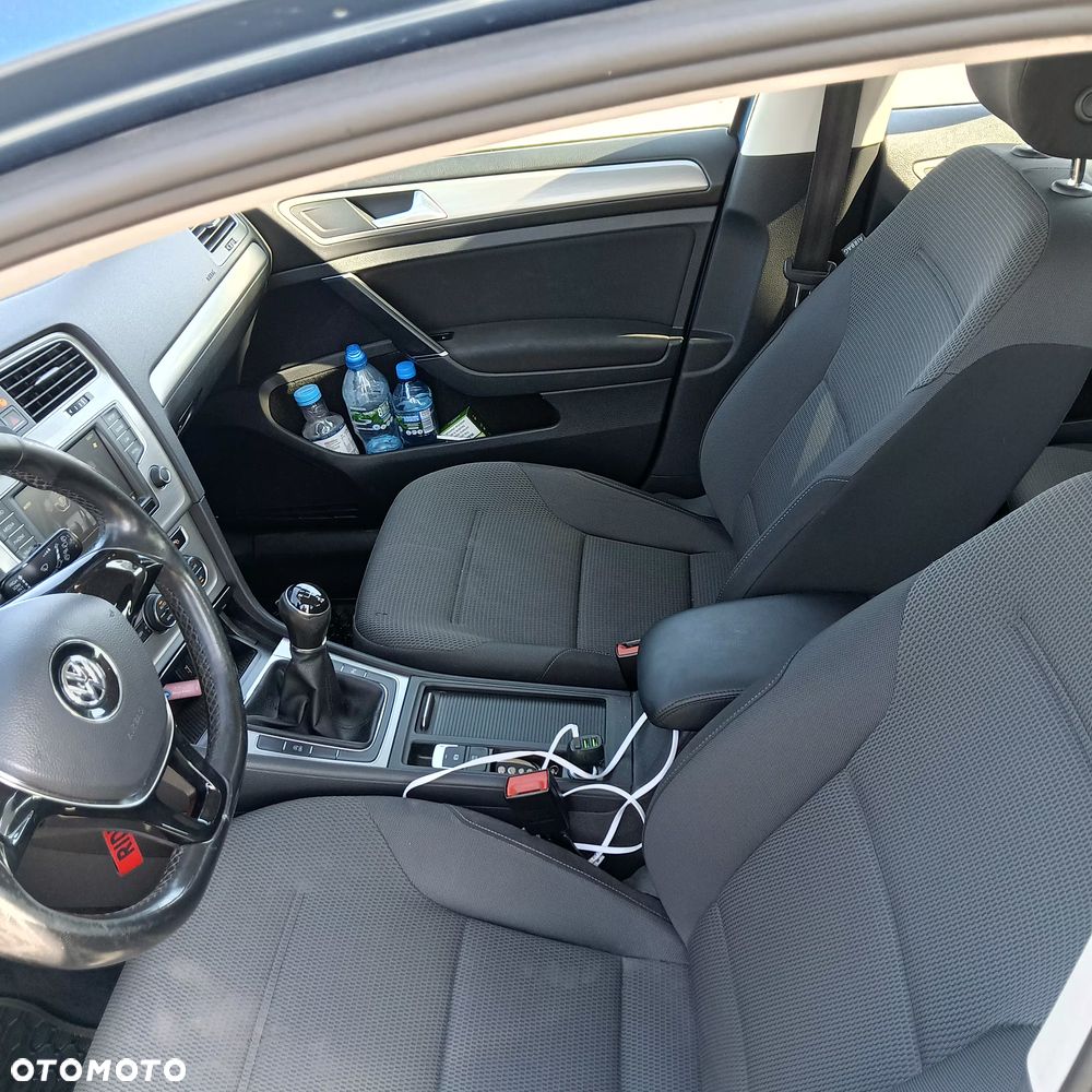 Volkswagen Golf 1.6 TDI BMT Comfortline - 9