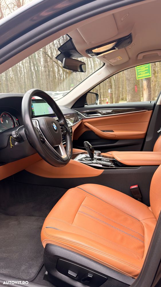 BMW Seria 5 525d Aut. Luxury Line - 15