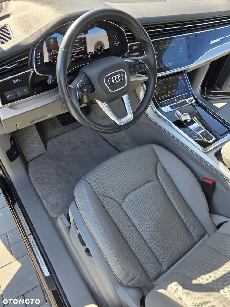 Audi Q7 - 6