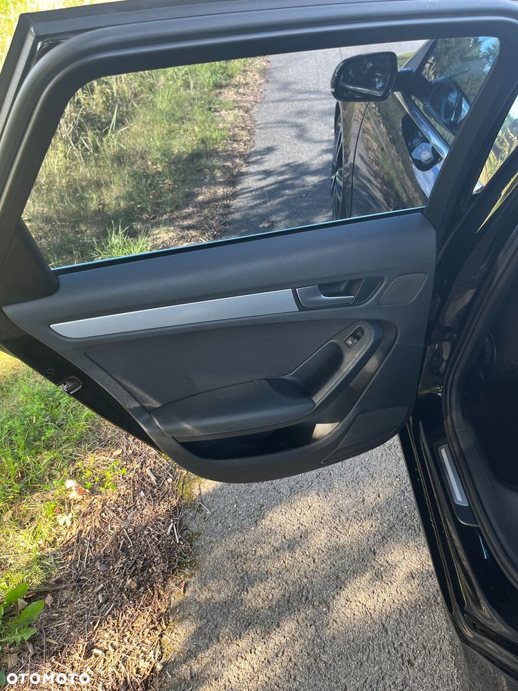 Audi A4 Avant 2.0 TDI Quattro - 17