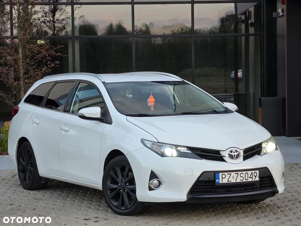 Toyota Auris 2.0 D-4D Prestige - 13