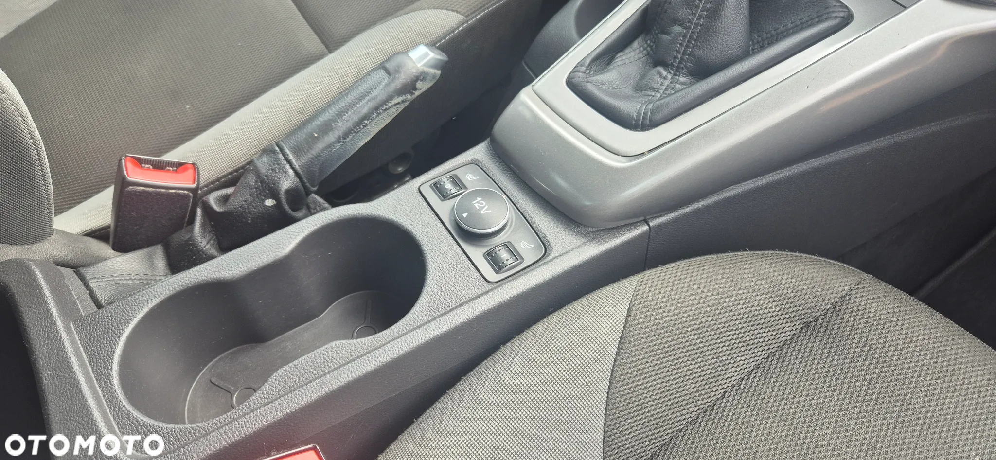 Ford Focus 1.6 Edition - 9