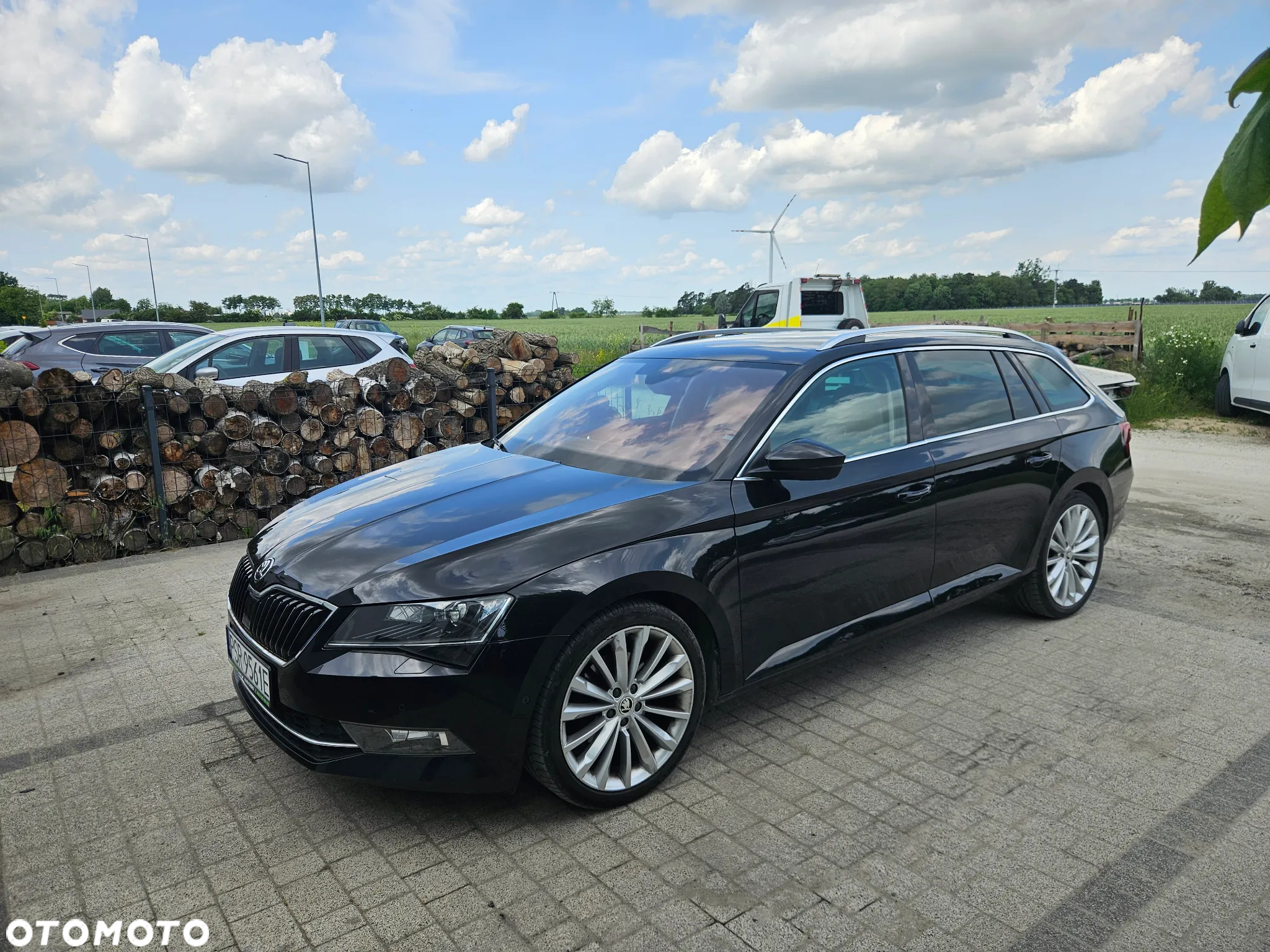 Skoda Superb Combi 2.0 TDI DSG Premium Edition - 10