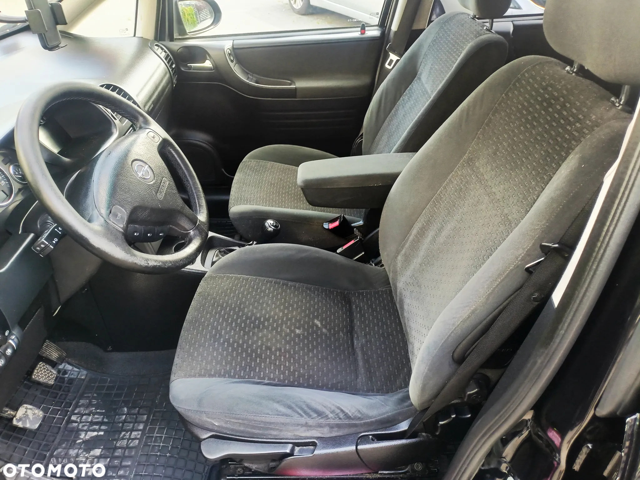 Opel Zafira 1.8 Executive - 9