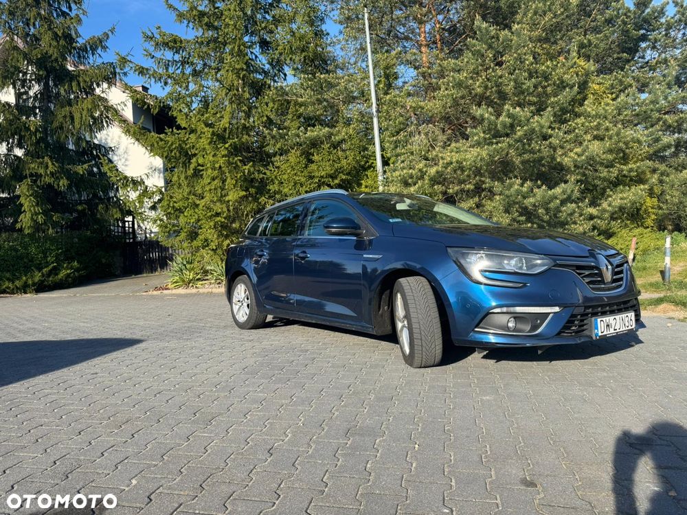 Renault Megane 1.6 dCi Bose - 16