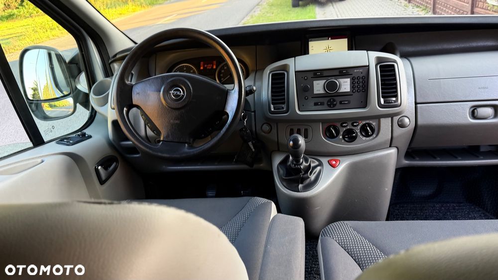 Opel Vivaro - 34