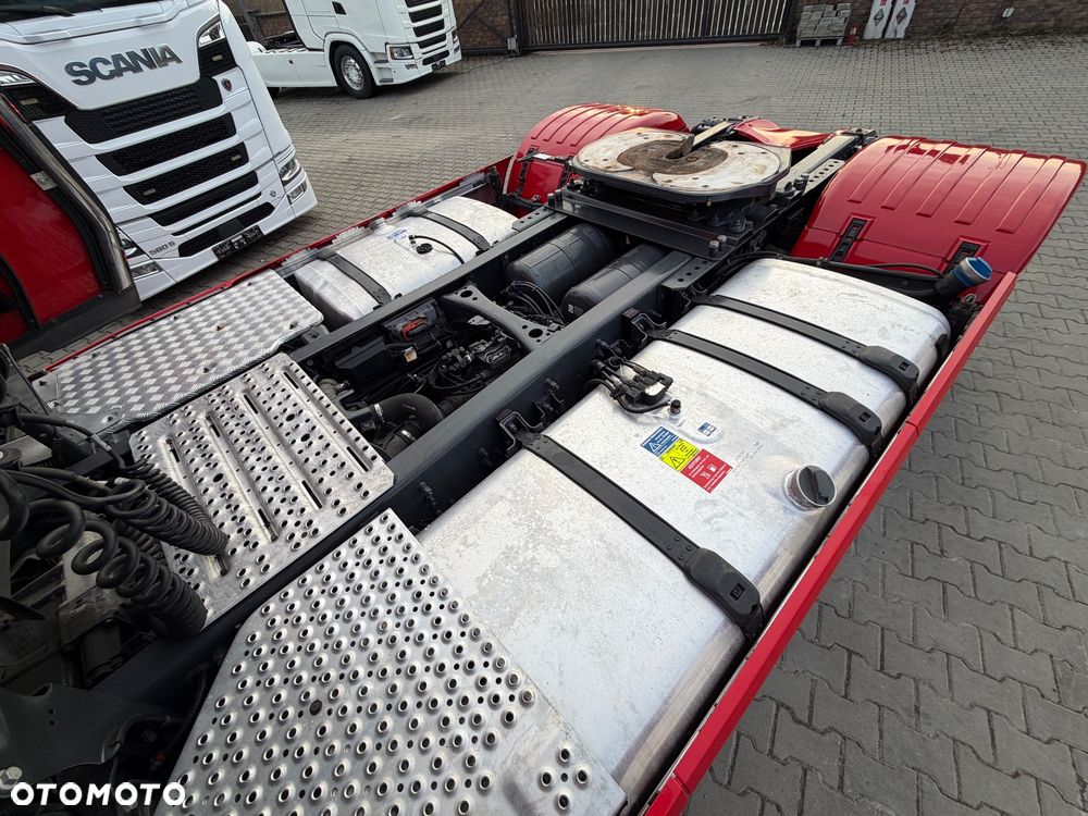 Scania 580s Scania z Niemiec ASO kontrakt serwisowy idealny stan v8 4x2 - 30