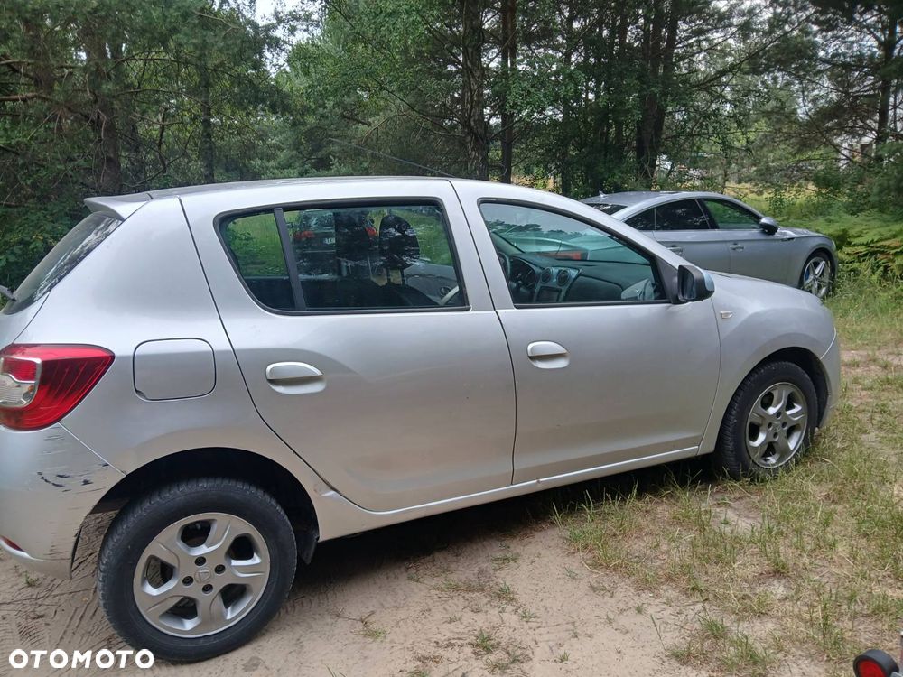 Dacia Sandero 1.2 16V Celebration - 7