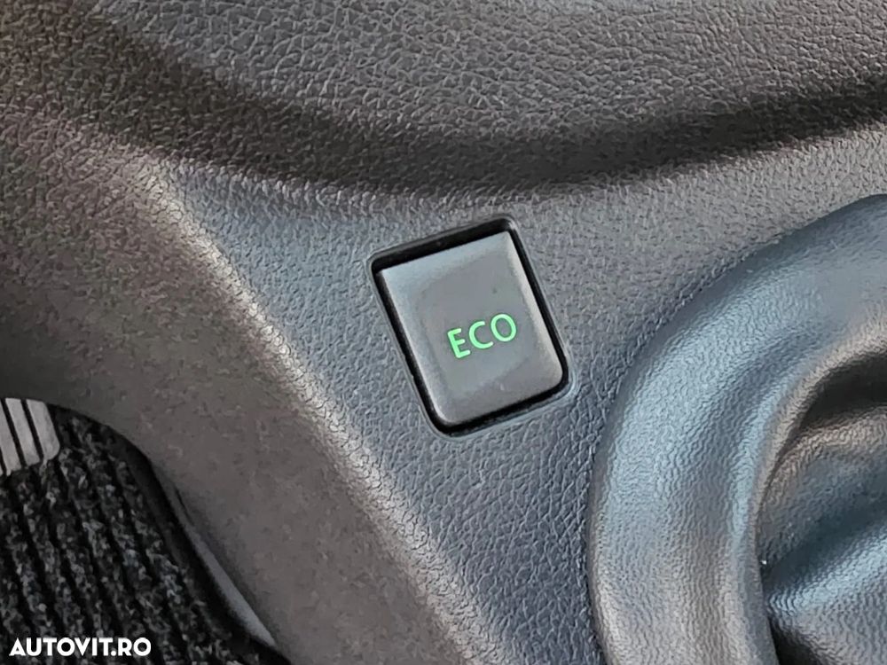 Renault Trafic ENERGY dCi 145 L1H1 Komfort - 24