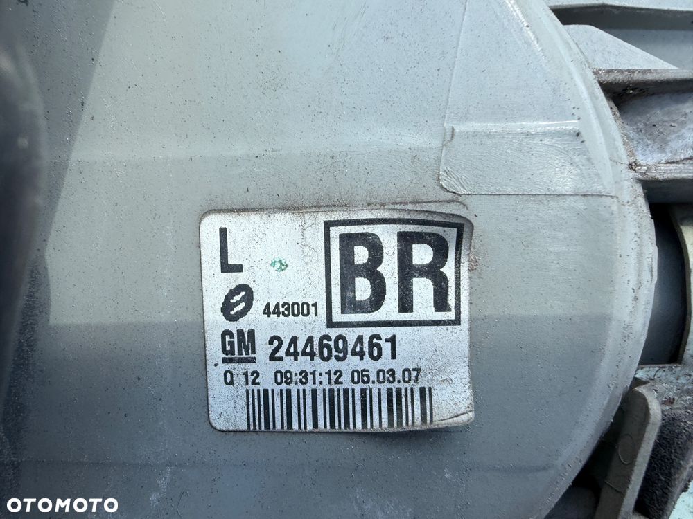 OPEL VECTRA C KOMBI Lampa tylna tył Lewa Opel Jasna 24469461 BR - 3