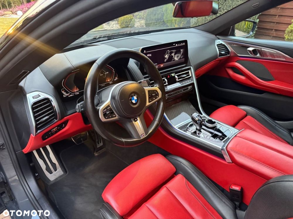 BMW Seria 8 - 24