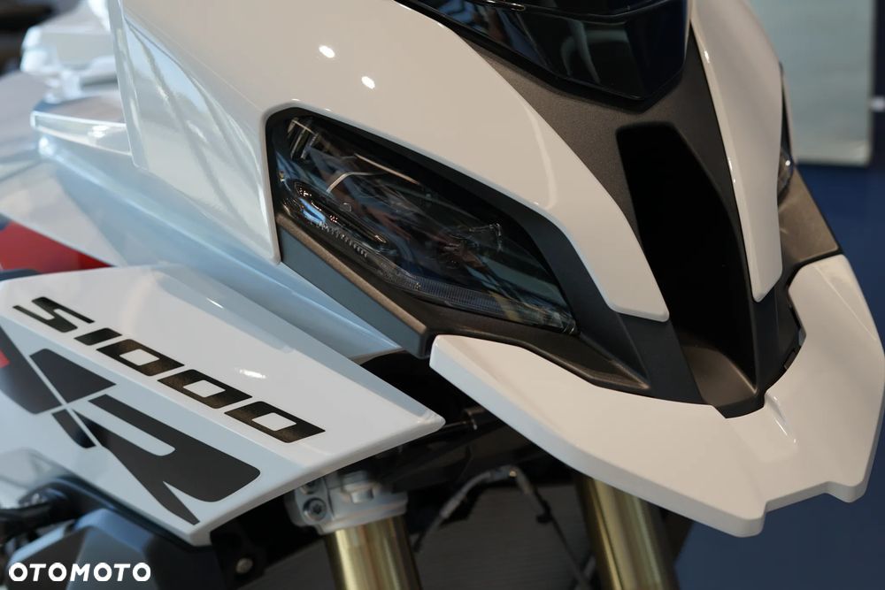 BMW XR - 12