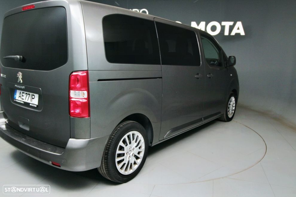 Peugeot Traveller - 2