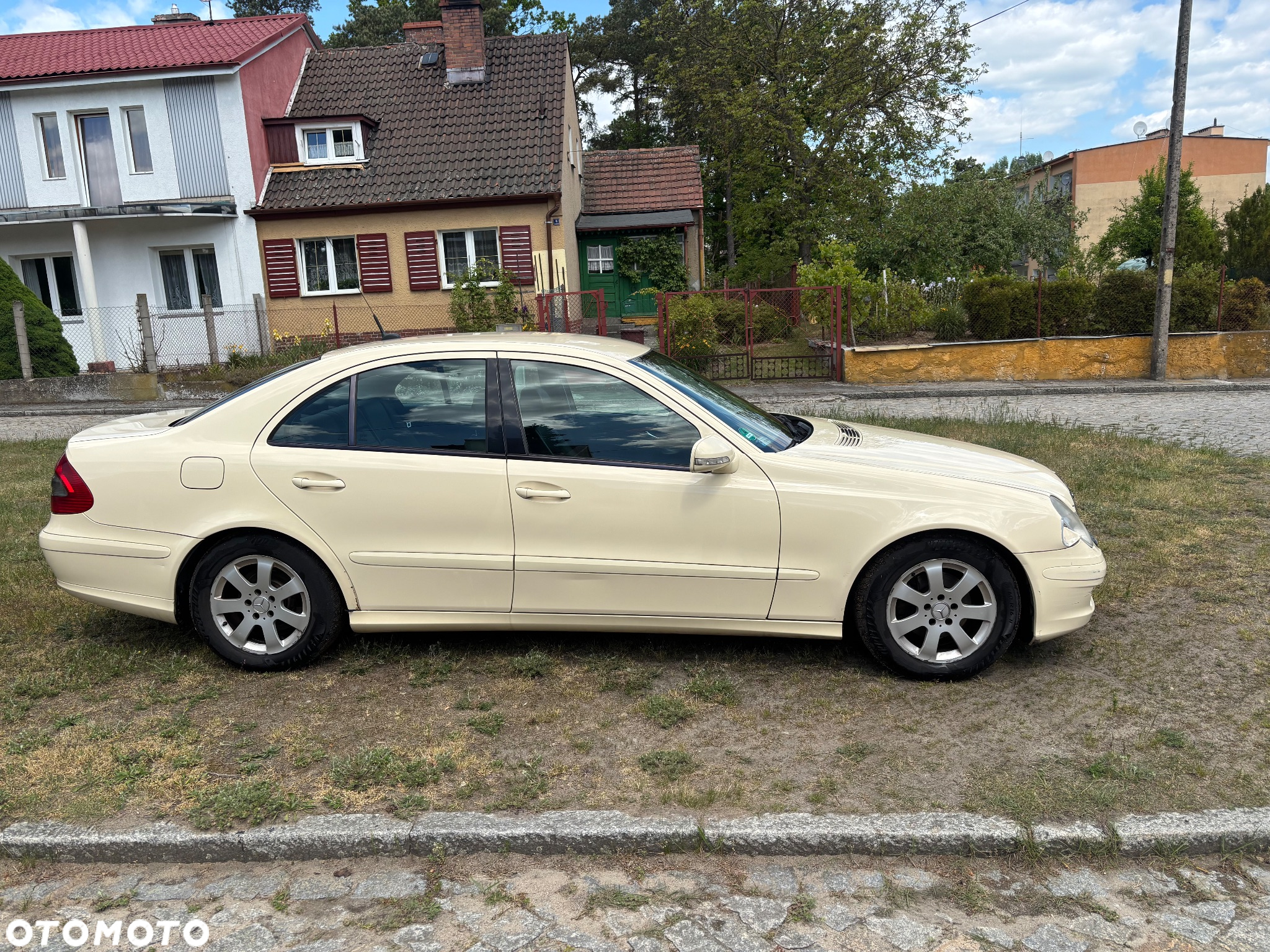 Mercedes-Benz Klasa E - 2