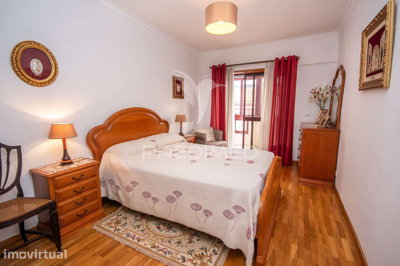 Apartamento T3 à venda na Ramada, Odivelas - Grande imagem: 4/34