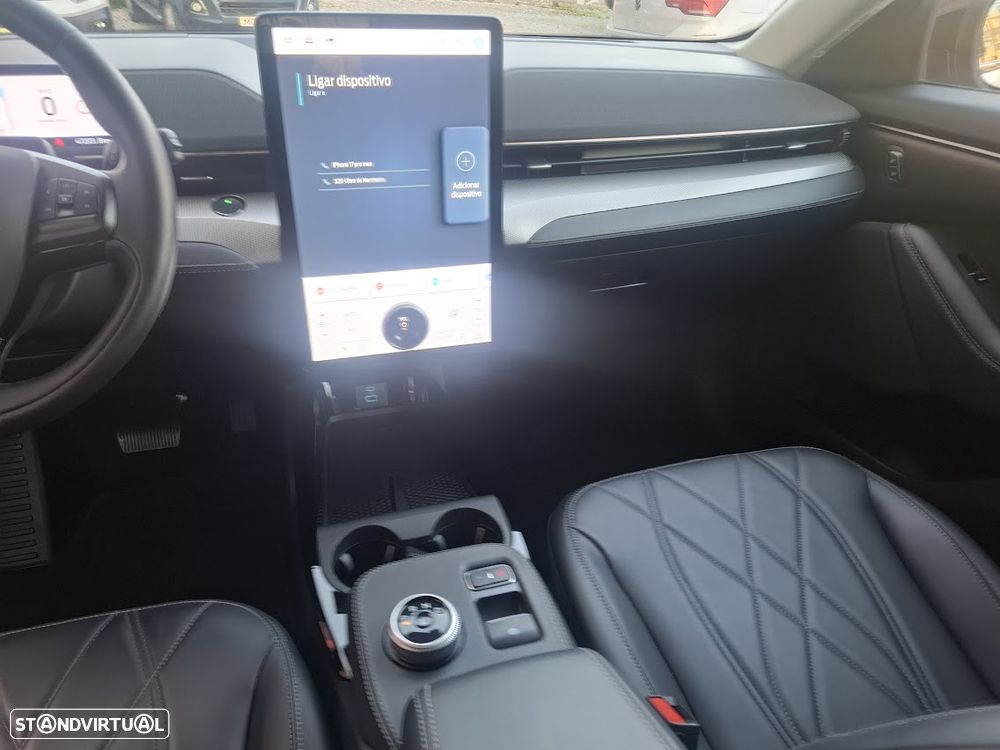 Ford Mustang Mach-E Premium - 9