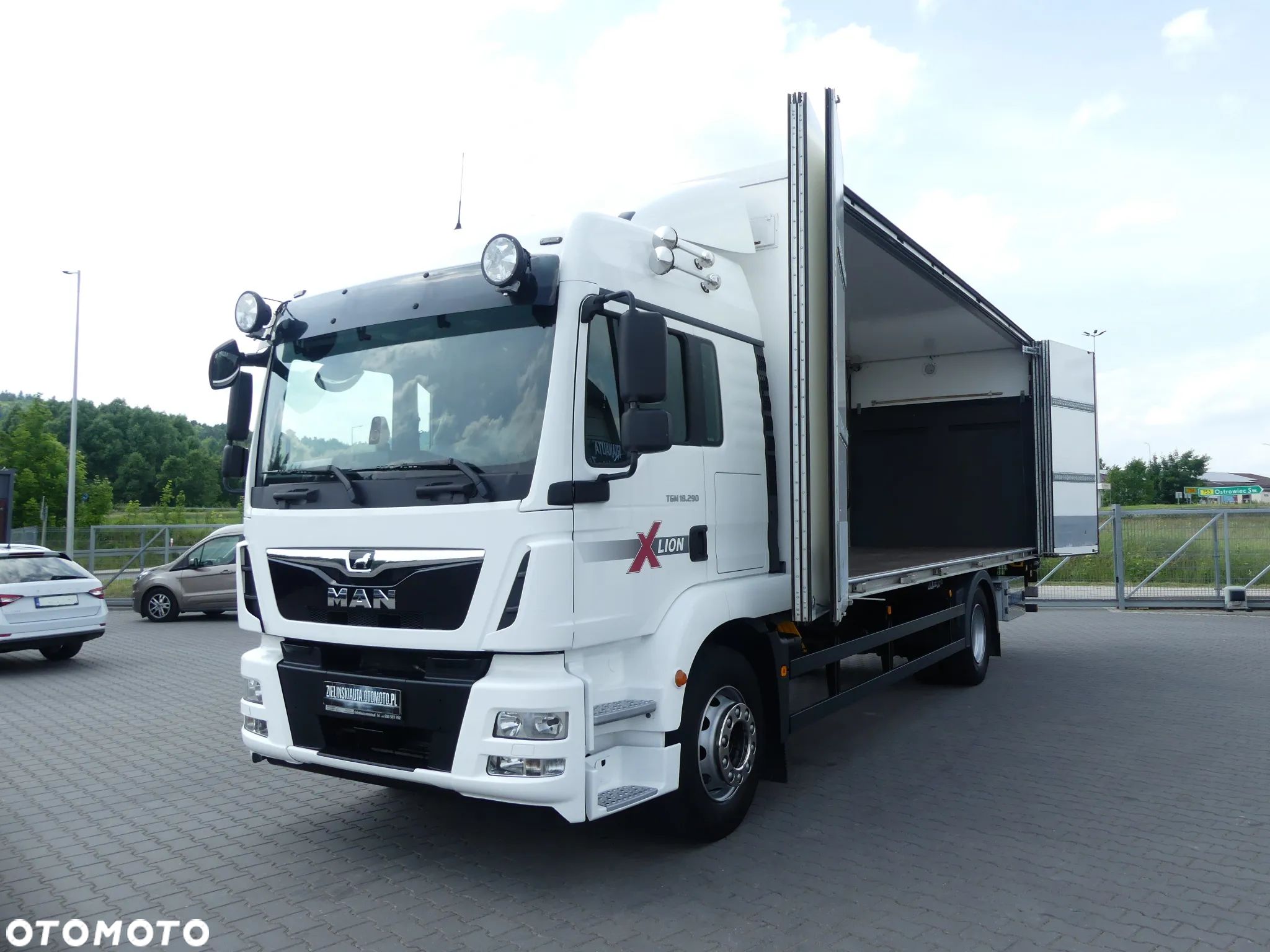 MAN TGM 18.290 / IZOTERMA + WINDA / GLOB / EURO 6 / OTWIERANY BOK / - 1