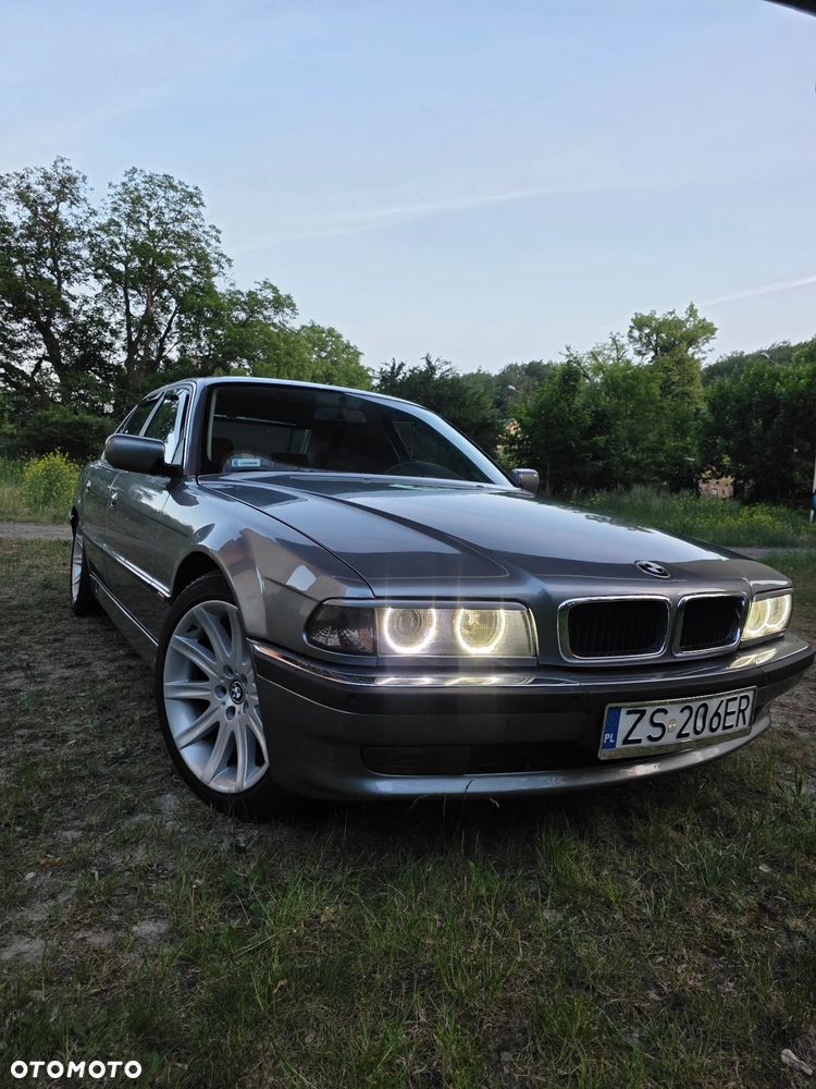 BMW Seria 7 - 6