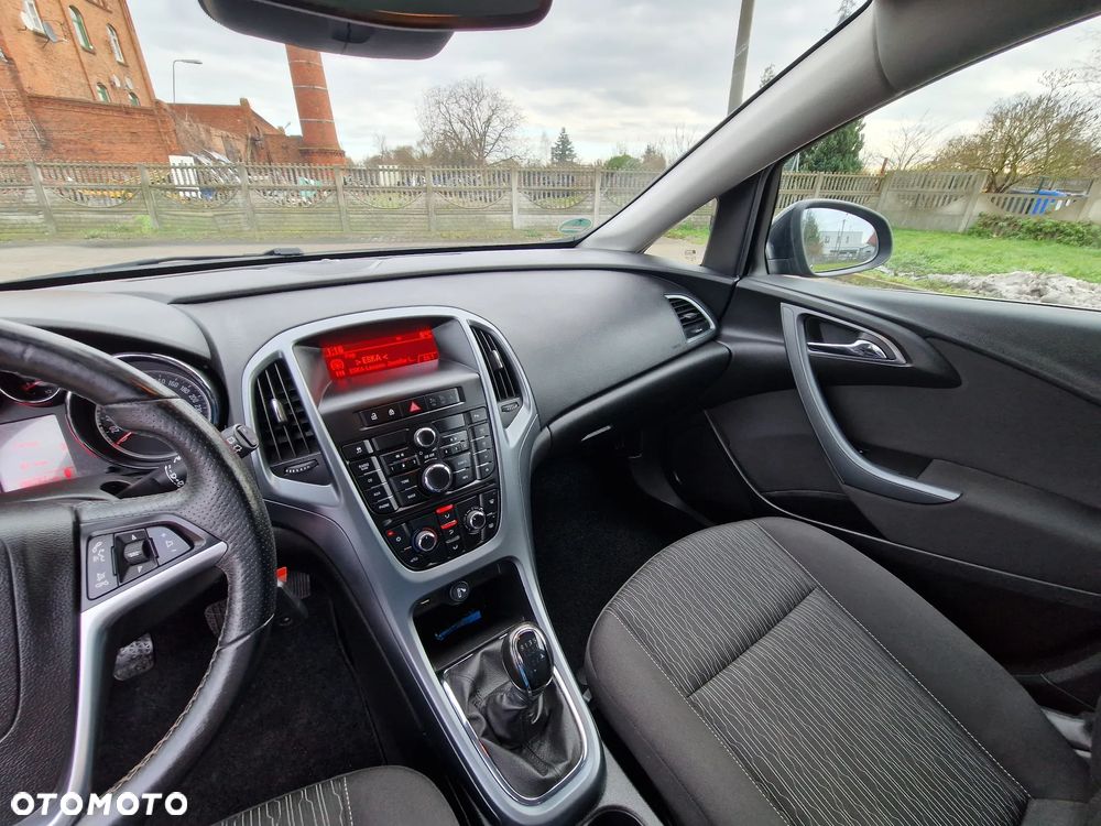 Opel Astra 1.4 Turbo - 8