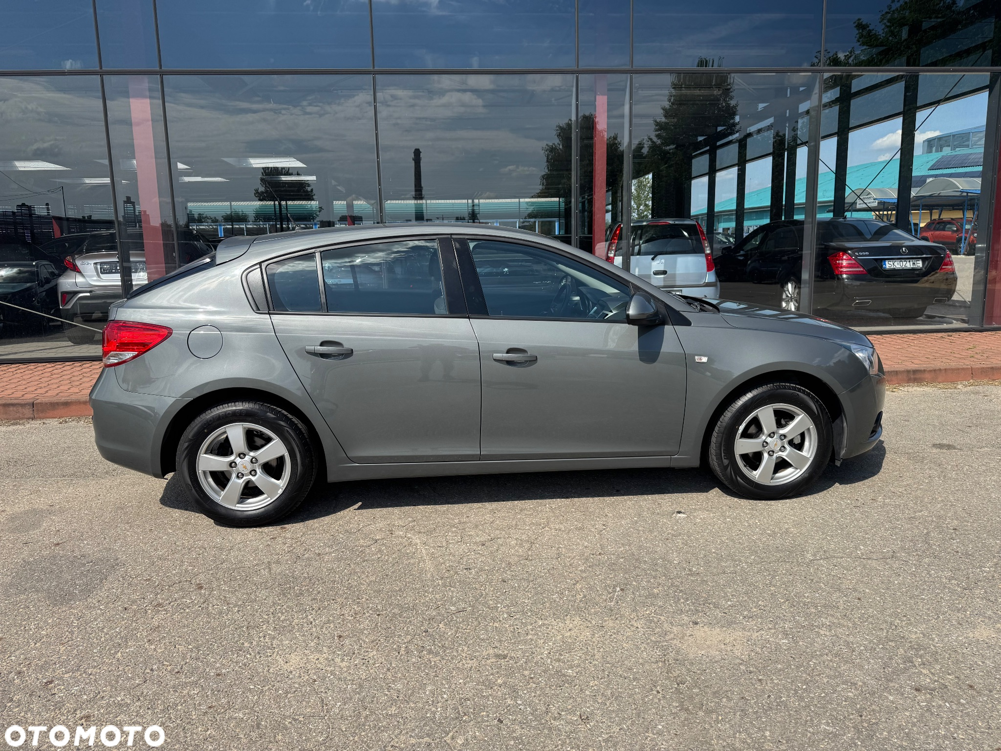 Chevrolet Cruze 1.6 LT - 8