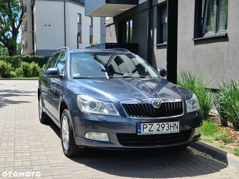 Skoda Octavia 1.8 TSI Ambiente - 6