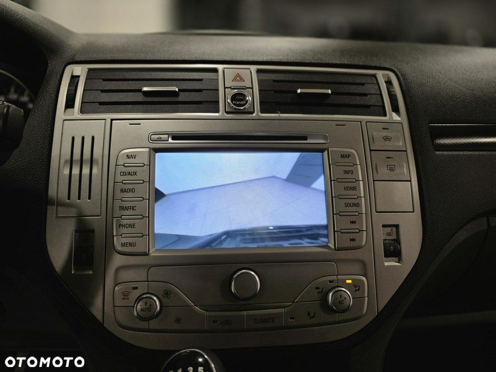 Ford Kuga 2.0 TDCi Titanium S - 24