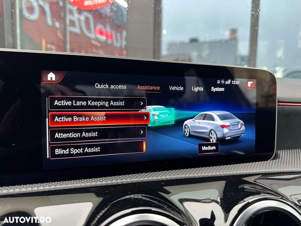 Mercedes-Benz A - 18