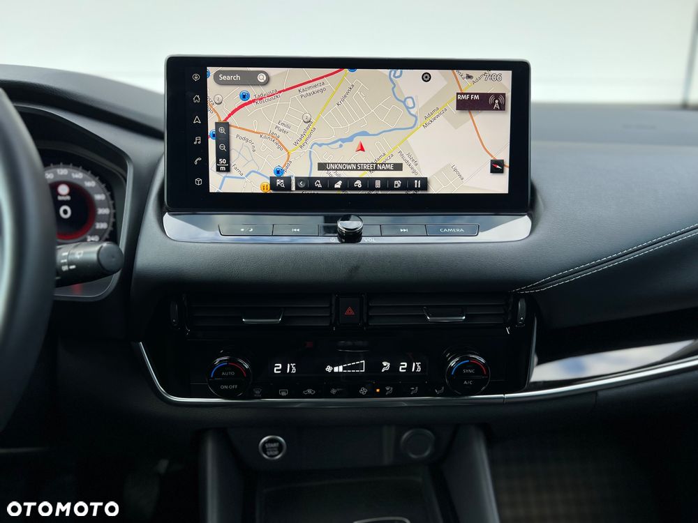 Nissan Qashqai 1.3 DIG-T N-Connecta - 28
