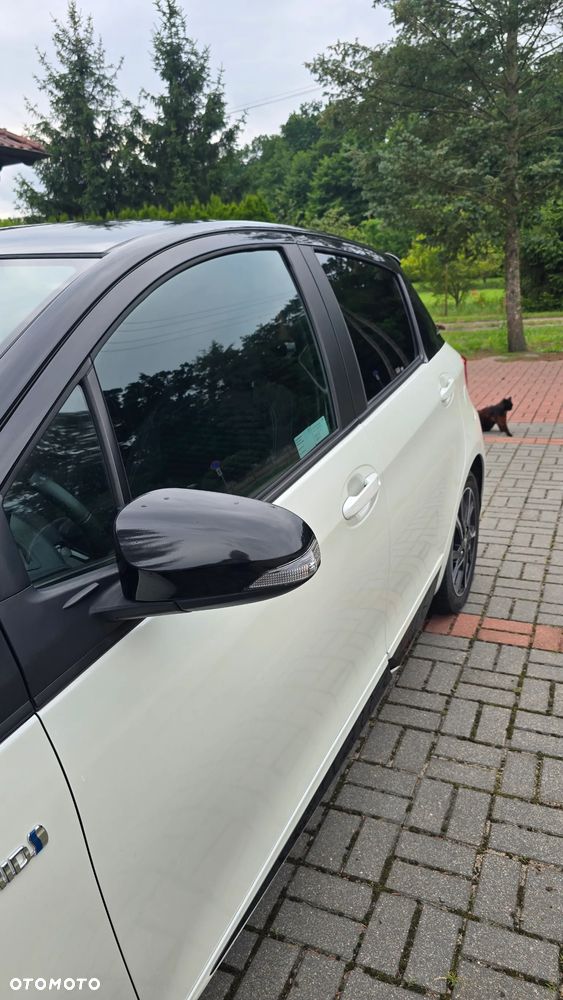 Toyota Yaris - 14