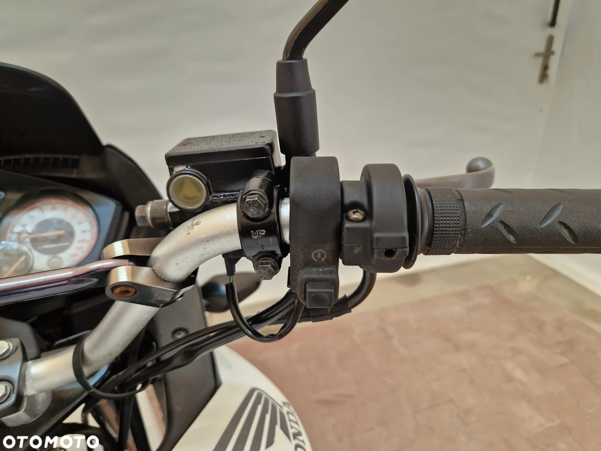 Honda CBF - 30